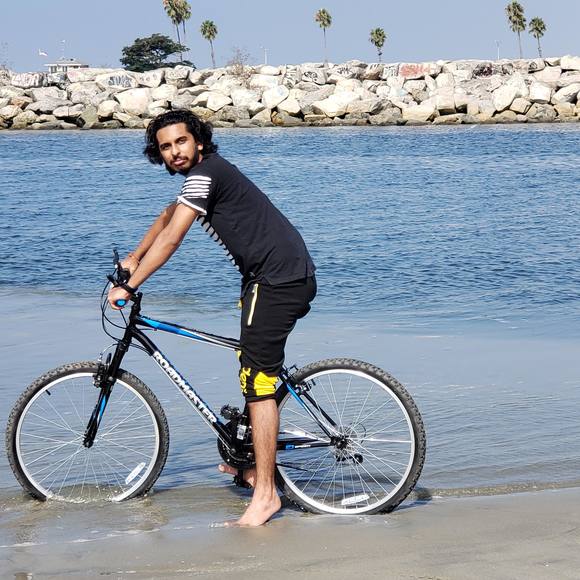 Profile Picture of Abhishek Patel (@dabhipatel) on Poshmark