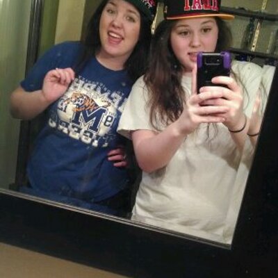 Profile Picture of Ariel Malone (@ArielKatelynnn) on Twitter