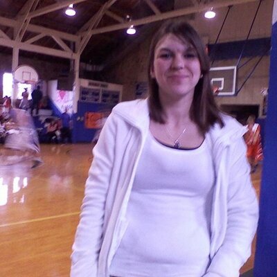 Profile Picture of Kelleye Dawn Decker (@Kells_D_45) on Twitter
