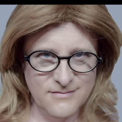 Profile Picture of DexterDeeds (@DeedsDexter) on Twitter