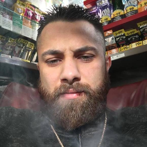 Profile Picture of David Cayir (@davidcayir) on Poshmark