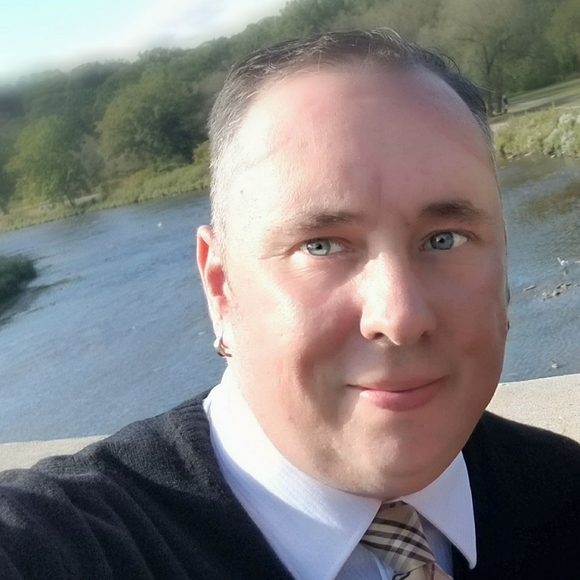 Profile Picture of Matthew Barker (@matthewbarke504) on Poshmark