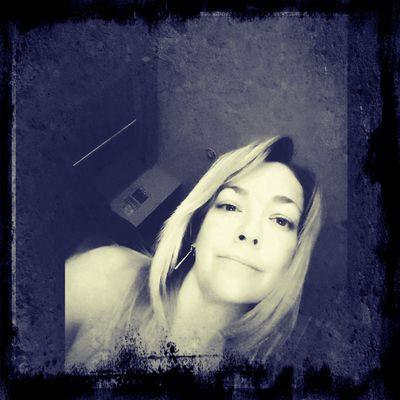 Profile Picture of Lisa Chamberlin (@elledeecee) on Twitter