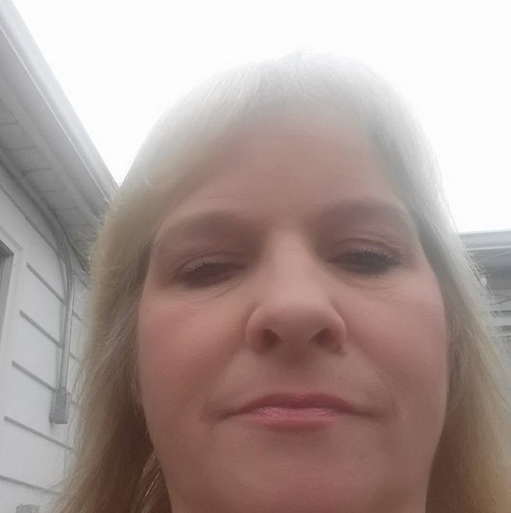 Profile Picture of Michal Cieslak (@michalrcieslak) on Poshmark