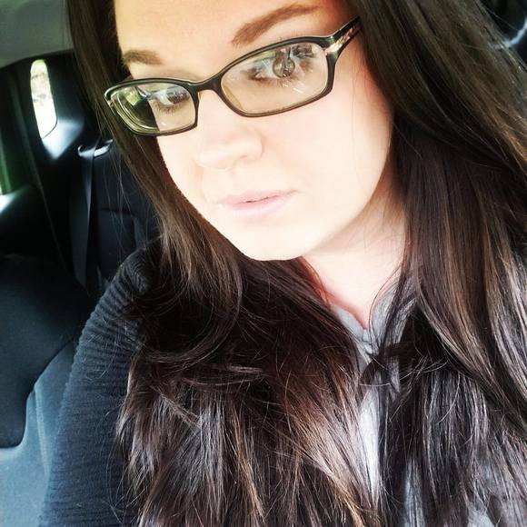 Profile Picture of Sandy Wright (@uniquedreamer) on Poshmark