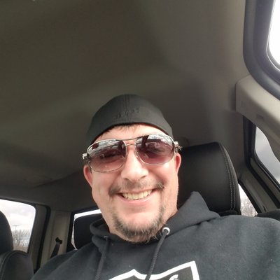 Profile Picture of Jeff Kenworthy (@KenworthyJeff) on Twitter