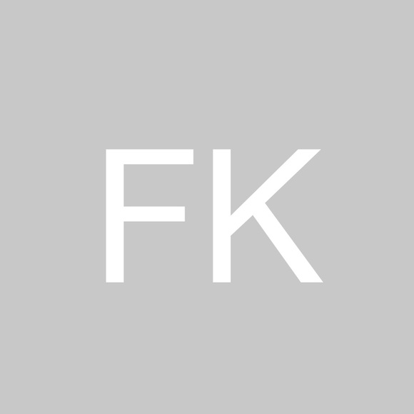 Profile Picture of Fisher Kevin (@kevinlbweotoasm) on Poshmark