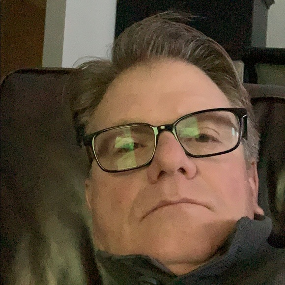 Profile Picture of Craig Jensen (@crajensen) on Poshmark