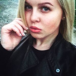 Profile Picture of Helen Brock (@capcuraco1974) on Myspace