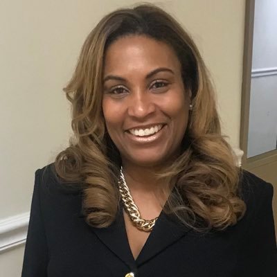 Profile Picture of Lori Hines (@LoriHin70440244) on Twitter