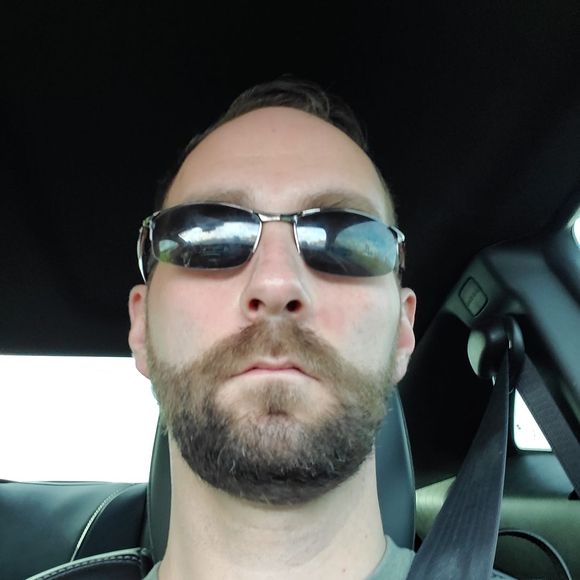 Profile Picture of Matthew Ruby (@matthewruby) on Poshmark