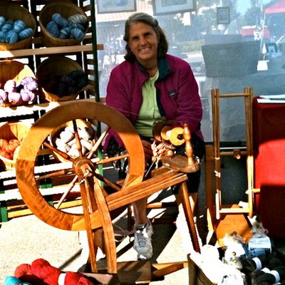 Profile Picture of Lucy Rogers (@HilltopHandspun) on Twitter