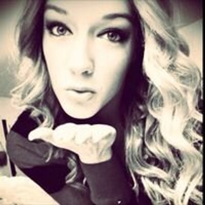 Profile Picture of Stella Barrett (@stella3040) on Twitter