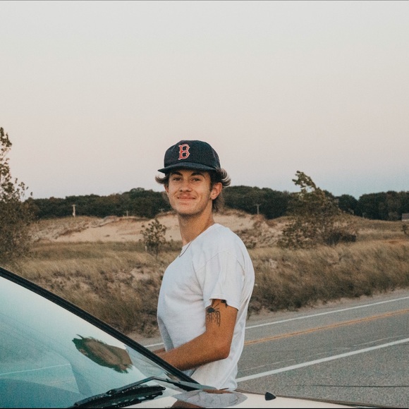 Profile Picture of Brandon Sekach (@sekach27) on Poshmark