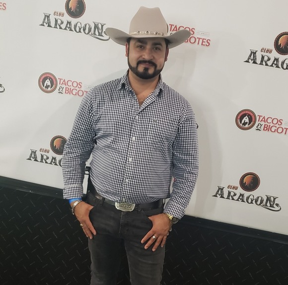 Profile Picture of Manny Duarte (@duartemanny4514) on Poshmark