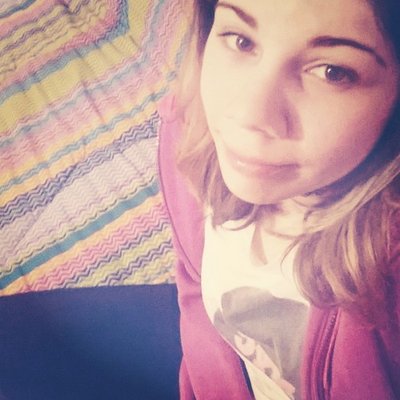 Profile Picture of Nicole Ferrari (@NickyVrooms) on Twitter