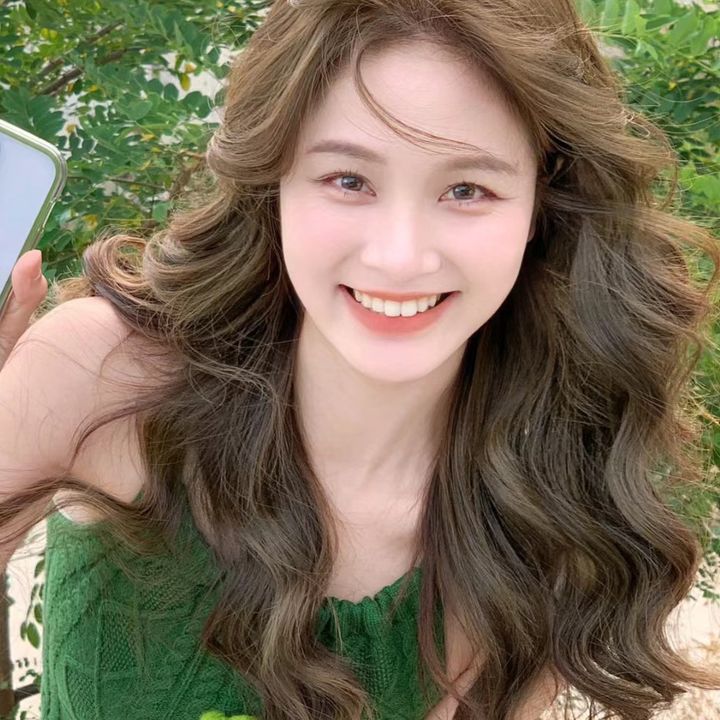 Profile Picture of yuki🌹 (@xiaopengzhou4) on Tiktok