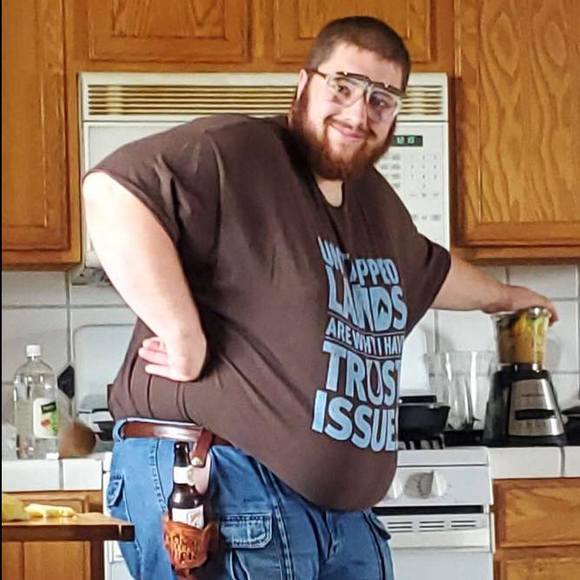 Profile Picture of Andrew Unks (@unks61) on Poshmark