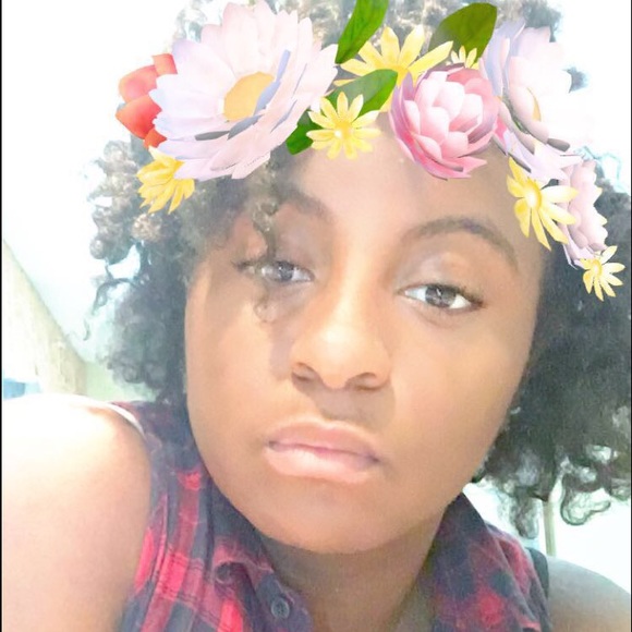 Profile Picture of Jasmine Browner (@jasmine_sweet) on Poshmark
