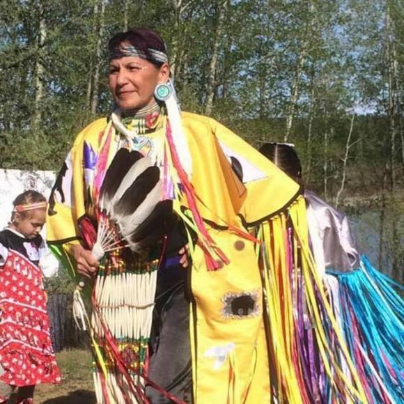 Profile Picture of Doris Grandjambe wellon (@dmg_young) on Poshmark