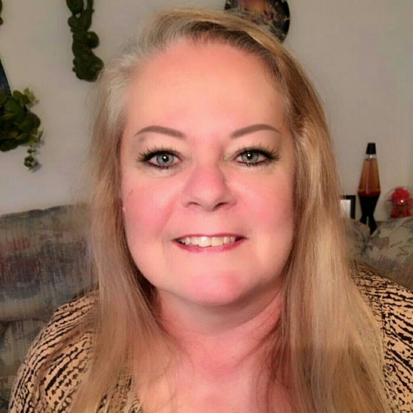 Profile Picture of Sheree Porter (@mssheree13) on Poshmark