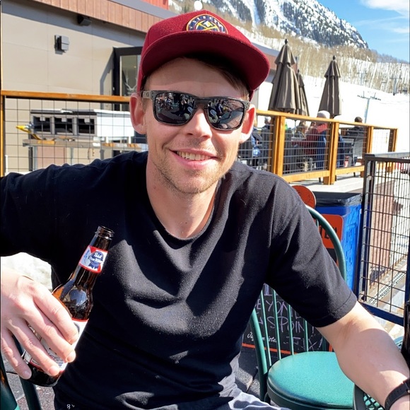 Profile Picture of Tyler Reagan (@reagansburglar) on Poshmark
