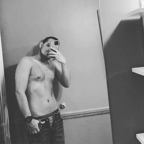 Profile Picture of Janio Quijano (@janioquijano) on Poshmark