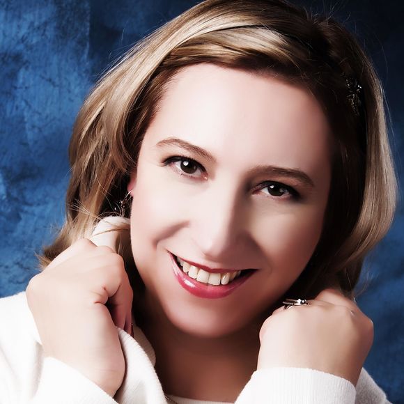 Profile Picture of Nina Malyutina (@nini1965) on Poshmark