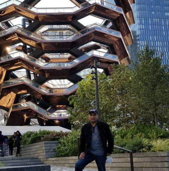 Profile Picture of Fausto Chafla (@faustochafla) on Poshmark