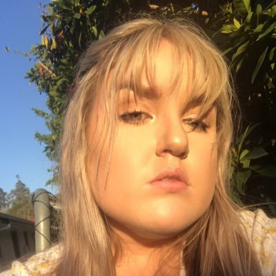 Profile Picture of Heidi Walter (@son_ofa_spanky) on Twitter