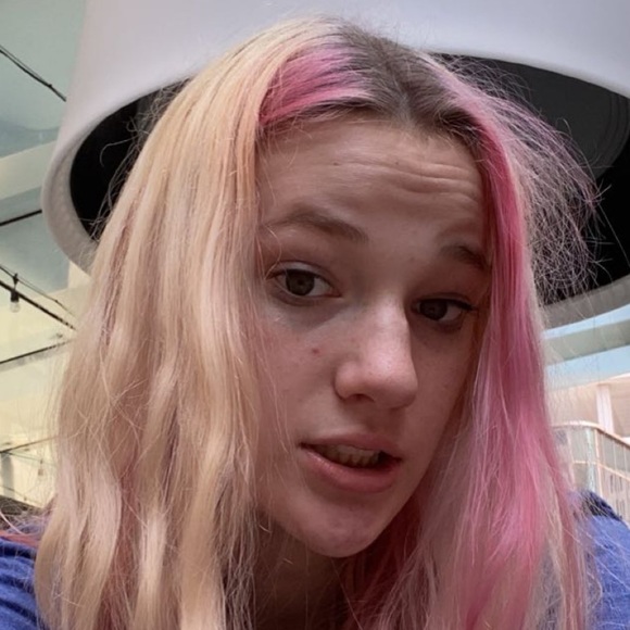 Profile Picture of Abby Moertl (@abbymoertl) on Poshmark