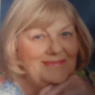 Profile Picture of Suzie Schrecker (@sschrecker) on Facebook