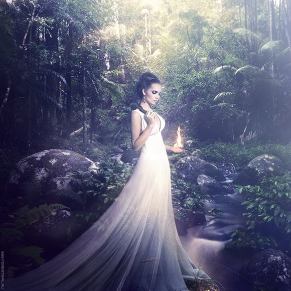 Profile Picture of Julia Vermillion (@mastermaverick) on Poshmark