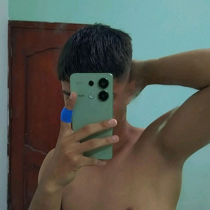 Profile Picture of Carlos Fabian Pazmiño Loor (@its_carlos.2004) on Tiktok