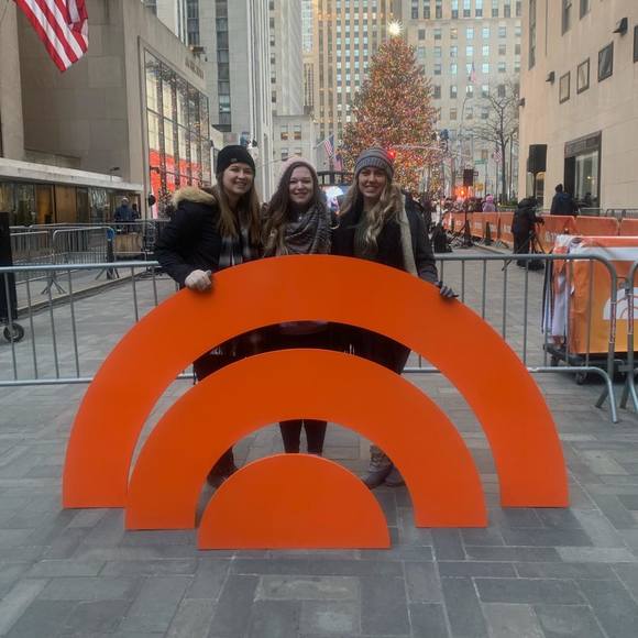 Profile Picture of Elyce Trout (@elycetrout) on Poshmark