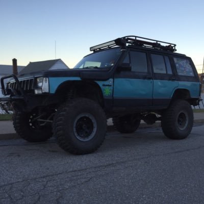 Profile Picture of Jonathan Longo (@thatjeepperson) on Twitter