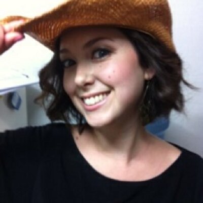 Profile Picture of Stephanie Cory (@laurelc79) on Twitter