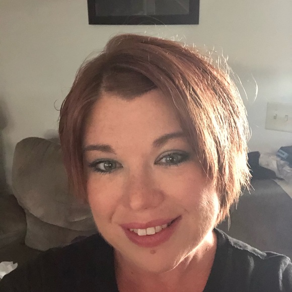 Profile Picture of Courtney Charlton reese (@courtneyreese3) on Poshmark