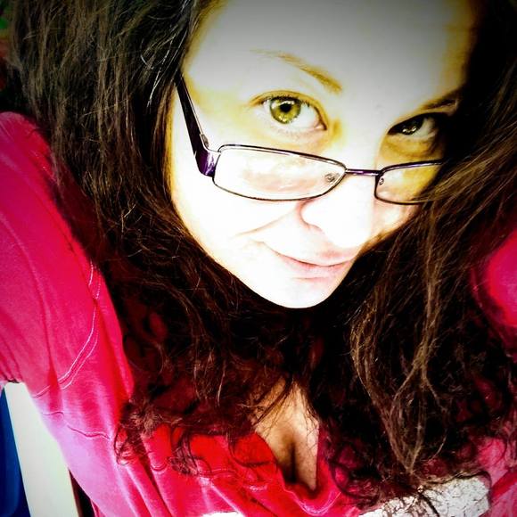 Profile Picture of Angela Trajcevski (@angieincarson) on Poshmark