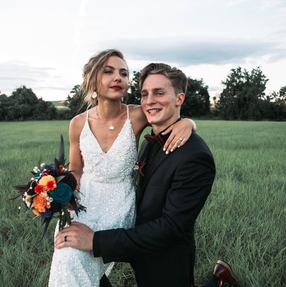 Profile Picture of Li-ann Sterley (@listerley) on Poshmark