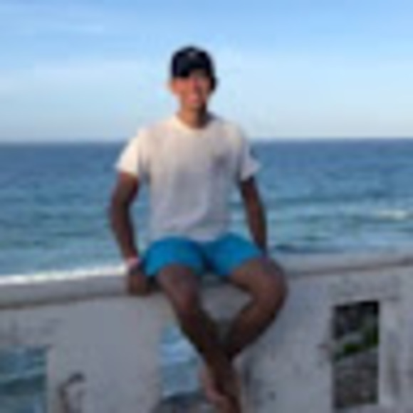 Profile Picture of Cole Brushert (@cbrushert) on Poshmark