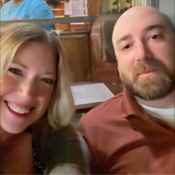 Profile Picture of Leanna Hamburg (@leannahamburg) on Poshmark