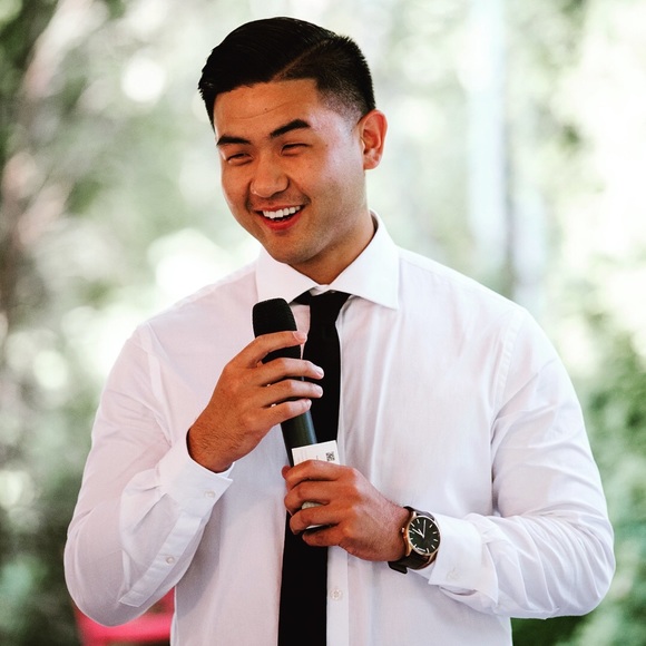 Profile Picture of Tim Tang (@tim66tang) on Poshmark