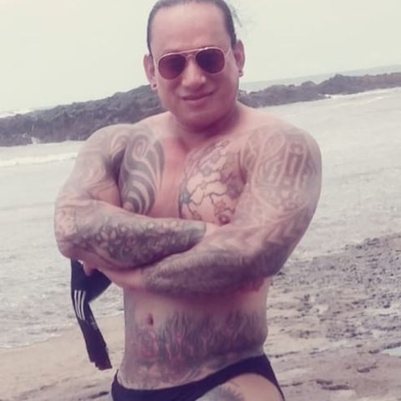 Profile Picture of Cesar Gonzales (@agustoampie45) on Poshmark