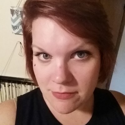 Profile Picture of Kay Gray (@KGrayWrites) on Twitter