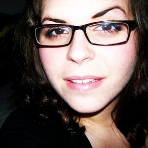 Profile Picture of Carrie Barr (@carrieeirrac) on Myspace