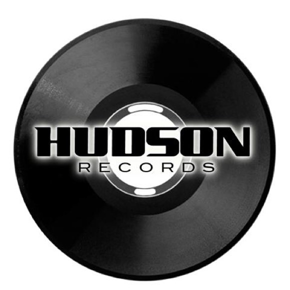 Profile Picture of Troy Hudson (@undraftedpros) on Poshmark