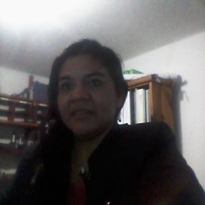 Profile Picture of Claudia Briones (@Andrea240374) on Twitter