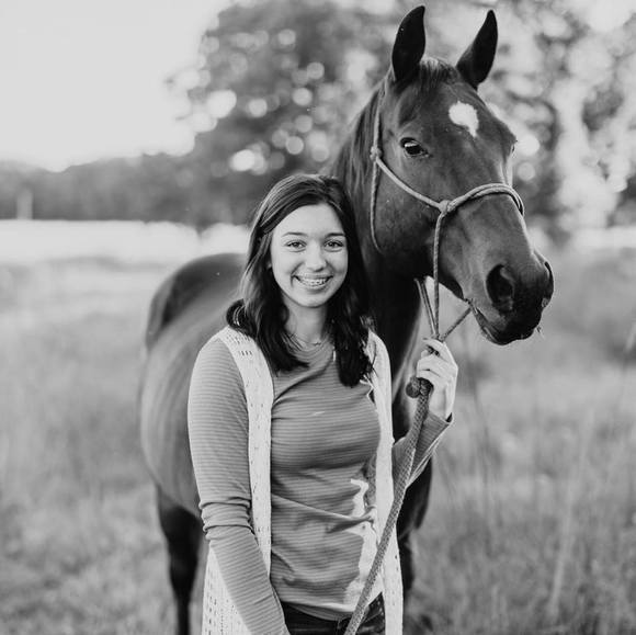 Profile Picture of Ana Sobiech (@sobiech08) on Poshmark