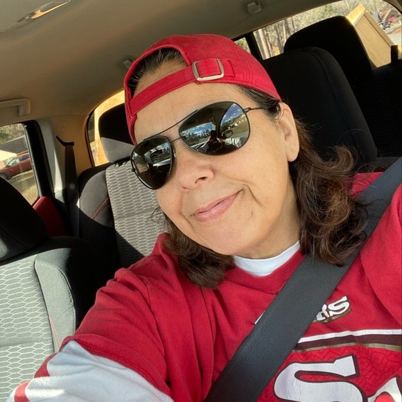 Profile Picture of Jimenez Jimenez (@jimenezjimen576) on Poshmark